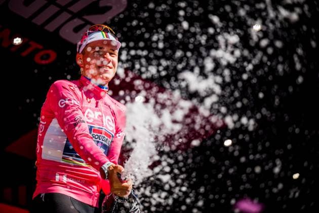 Sport Themen der Woche KW18 Sport Bilder des Tages Belgian Remco Evenepoel of Soudal Quick-Step, wearing the pink jersey (maglia rosa) of leader in the overall ranking, celebrates on the podium after winning the first stage of the 2023 Giro D Italia cycling race, an individual time trial from Fossacesia Marina to Ortona (19,6 km), in Italy, Saturday 06 May 2023. The 2023 Giro takes place from 06 to 28 May 2023. JASPERxJACOBS  x66818847x