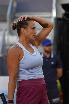Iga Swiatek (POL) vs Aryna Sabalenka (BY) during the women s tennis final of the Mutua Madrid Open, Madrid May 06, 2023 Cordon Press