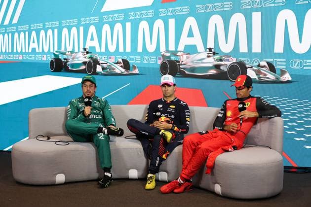 14 Fernando Alonso (ESP, Aston Martin Aramco Cognizant F1 Team), 11 Sergio Perez (MEX, Oracle Red Bull Racing), 55 Carlos Sainz (ESP, Scuderia Ferrari), F1 Grand Prix of Miami at Miami International Autodrome on May 6, 2023 in Miami, United States of America. (Photo by HOCH ZWEI) Miami United States of America