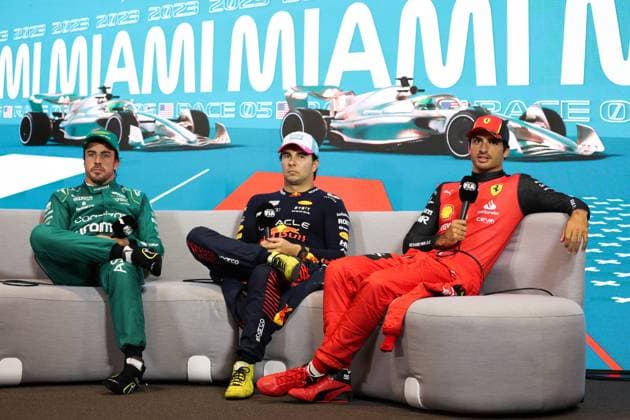 14 Fernando Alonso (ESP, Aston Martin Aramco Cognizant F1 Team), 11 Sergio Perez (MEX, Oracle Red Bull Racing), 55 Carlos Sainz (ESP, Scuderia Ferrari), F1 Grand Prix of Miami at Miami International Autodrome on May 6, 2023 in Miami, United States of America. (Photo by HOCH ZWEI) Miami United States of America