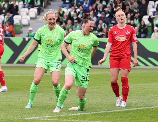 VfL Wolfsburg Frauen vs 1. FC Köln Wolfsburg, 07.05.2023, Fußball, Frauen, Saison 22 23, Flyeralarm Bundesliga, 19. Spieltag, VfL Wolfsburg vs 1. FC Köln, Bild zeigt: Jubel über das Tor zum 2:1 für Wolfsburg durh Marina Hegering (VfL, 31) Wolfsburg