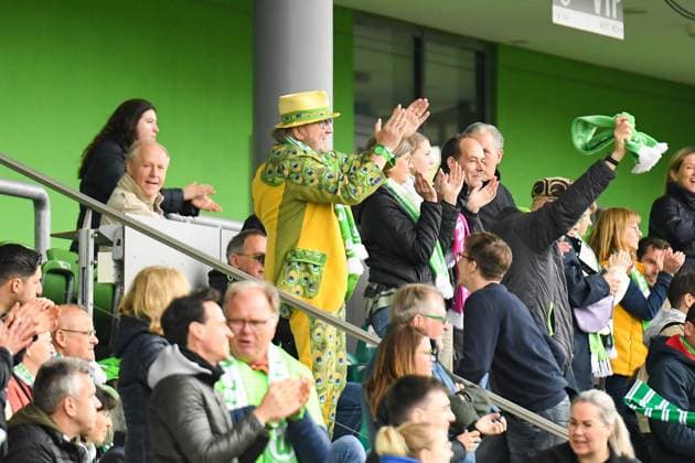 Fußball I Frauen I Saison 2022-2023 I 19. Spieltag I VfL Wolfsburg - 1. FC Köln I 07.05.2023 Torjubel Wolfsburger Fans Wolfsburg AOK Stadion Niedersachsen Deutschland Copyright: xLobeca InesxHähnelx