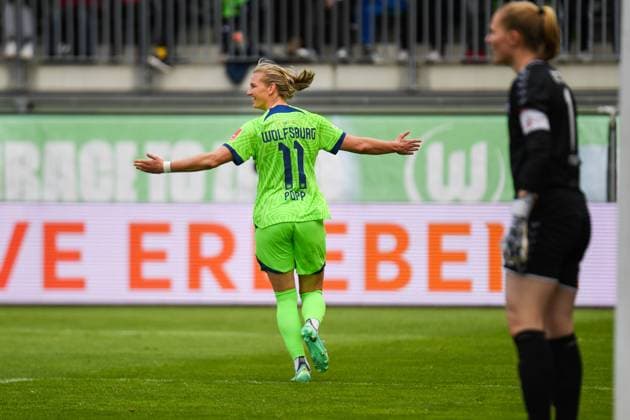 Fußball I Frauen I Saison 2022-2023 I 19. Spieltag I VfL Wolfsburg - 1. FC Köln I 07.05.2023 Kam, sah und traf: Alexandra Popp (11, VfL Wolfsburg) im Torjubel Wolfsburg AOK Stadion Niedersachsen Deutschland Copyright: xLobeca InesxHähnelx