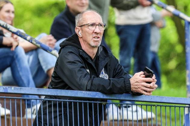 Fussball, A-Junioren Bundesliga Saison 2022 2023 Sonderspielrunde Gruppe A 1.Spieltag MSV Duisburg U19 - TSG 1899 Hoffenheim U19 07.05.2023, Trainingsgelände MSV Duisburg Joachim Hopp (Legende, MSV Duisburg) Duisburg Trainingsgelände MSV Duisburg Nordrhein-Westfahlen Deutschland