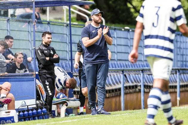 Fussball, A-Junioren Bundesliga Saison 2022 2023 Sonderspielrunde Gruppe A 1.Spieltag MSV Duisburg U19 - TSG 1899 Hoffenheim U19 07.05.2023, Trainingsgelände MSV Duisburg Sebastian Schmitt (Trainer TSG 1899 Hoffenheim) Duisburg Trainingsgelände MSV Duisburg Nordrhein-Westfahlen Deutschland