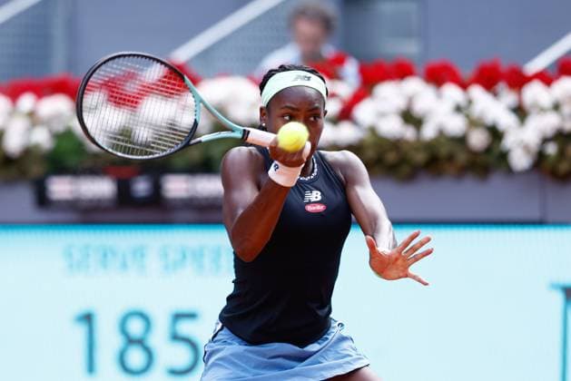 May 7, 2023, MADRID, MADRID, SPAIN: Coco Gauff of United States plays doubles with Jessica Pegula of United States against Beatriz Haddad Maia of Brazil and Victoria Azarenka of Belarus during the Doubles Final Women match during Mutua Madrid Open 2023 celebrated at Caja Magica on May 07, 2023 in Madrid, Spain. MADRID SPAIN - ZUMAa181 20230507_zaa_a181_114 Copyright: xOscarxJ.xBarrosox