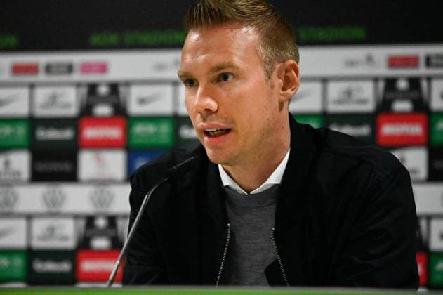Fußball I Frauen I Saison 2022-2023 I 19. Spieltag I VfL Wolfsburg - 1. FC Köln I 07.05.2023 Tommy Stroot (Trainer, VfL Wolfsburg) im Anschluss an das Spiel auf der Pressekonferenz. Freisteller, Nahaufnahme, Porträt, Portrait, Einzelfoto, Einzelbild, Körper Wolfsburg AOK Stadion Niedersachsen Deutschland Copyright: xLobeca InesxHähnelx