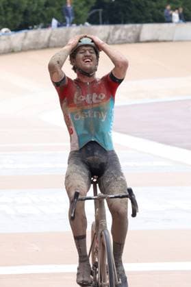 Victoire de Tijl De Decker (Lotto Dstny Development Team) sur la course Paris-Roubaix Espoirs U23, le 7 mai 2023 CYCLISME : Paris-Roubaix Espoirs - 07 05 2023 LaurentSanson Panoramic 