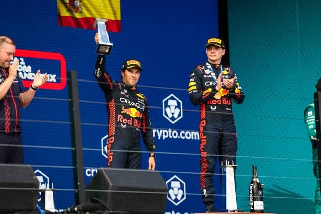 Podium: PEREZ Sergio (mex), Red Bull Racing RB19, VERSTAPPEN Max (ned), Red Bull Racing RB19, portrait, during the Formula 1 Crypto.com Miami Grand Prix 2023, 5th round of the 2023 Formula One World Championship, WM, Weltmeisterschaft from May 05 to 07, 2023 on the Miami International Autodrome, in Miami Gardens, Florida, United States of America - F1 - MIAMI GRAND PRIX 2023 - RACE DPPI Panoramic  20230507_GOOD9125