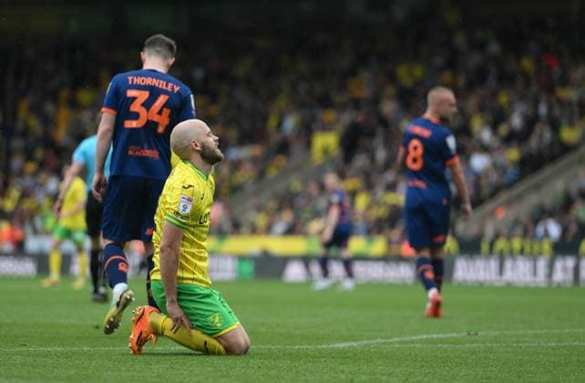 Norwich City v Blackpool Sky Bet Championship Norwich City s Teemu Pukki reacts after missing a chance to score during the Sky Bet Championship match at Carrow Road, Norwich Content Not Available For UK Newspapers Copyright: xDanielxHamburyx FIL-18476-0097 UK Newspapers OUT