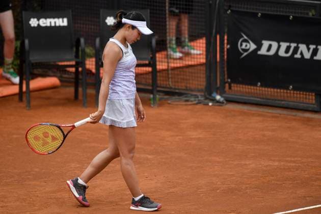 Dejection of Nao Hibino of Japan during her match against Ana Bogdan of Romania at the Internazionali BNL d Italia tennis tournament at Foro Italico in Rome, Italy on May 10th, 2023. antoniettaxbaldassarre
