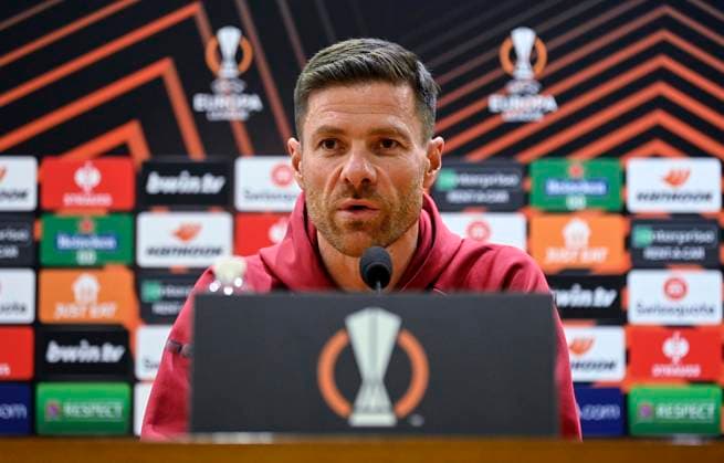 Sport Bilder des Tages May 10, 2023, Rome: Leverkusens head coach Xavi Alonso, during a press conference, PK, Pressekonferenz prior to the Europa League Semi-Final soccer match between AS Roma and Bayern Leverkusen scheduled for tomorrow at the Olimpico Stadium in Rome, Italy, 10 May 2023. ANSA RICCARDO ANTIMIANI Europa League - Bayer Leverkusen press conference  - ZUMAa110 20230510_zaf_a110_083 Copyright: xRiccardoxAntimianix