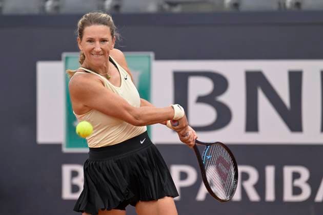 Photo Fabrizio Corradetti LaPresse May 11 2023 Rome, Italy Tennis Internazionali BNL d Italia 2023 Victoria Azarenka (BLR) vs Sloane Stephens (USA) In the pic: Victoria Azarenka (BLR)  Copyright: xFabrizioxCorradettix xLaPressex