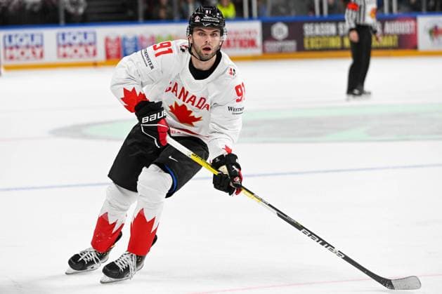 RIGA, LATVIA - MAY 12: Adam Fantilli of Canada follows the play during the 2023 IIHF Ice hockey, Eishockey World Championship, WM, Weltmeisterschaft Finland - Latvia game between Latvia and Canada at Arena Riga on May 12, 2023 in Riga, Latvia. Riga Arena Riga Latvia Copyright: xJustPictures.ch AndreaxBrancax