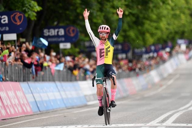 Sport Themen der Woche KW19 Sport Bilder des Tages Foto Massimo Paolone LaPresse 13 Maggio 2023 Fossombrone, Italia - Ciclismo - Giro d Italia 2023 - Edizione 106 - Tappa 8 da Terni a Fossombrone. Nella foto: HEALY Ben (IRL) EF EDUCATION - EASYPOST vincitore di tappa May 13, 2023 Fossombrone, Italy - Sport, Cycling - Giro d Italia 2023 - 106th Edition - Stage 8 from Terni to Fossombrone. In the pic: HEALY Ben (IRL) EF EDUCATION - EASYPOSTstage winner  Copyright: xMassimoxPaolone LaPressex