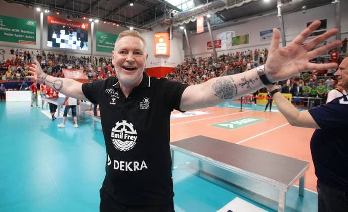 Potsdam , Bundesliga Volleyball Play-off Finale Spiel 4 , SC Potsdam vs. Allianz MTV Stuttgart , Tore Aleksandersen ( Stuttgart )