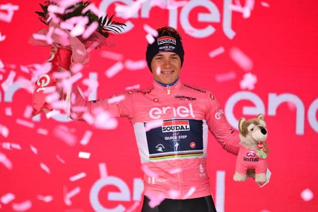 Sport Themen der Woche KW19 Sport Bilder des Tages Foto Massimo Paolone LaPresse 14 Maggio 2023 - Cesena - Italia - - Ciclismo - Giro d& x2019;Italia 2023 - Edizione 106 - Tappa 9 - da Savignano sul Rubicone a Cesena (Technogym Village Tutor ITT) Nella foto: EVENEPOEL Remco(BEL)SOUDAL QUICK-STEP Maglia Rosa May 14, 2023 Cesena , Italy - Sport - Cycling - Giro d& x2019;Italia 2023 - 106th Edition - Stage 9 - From Savignano sul Rubicone to Cesena (Technogym Village Tutor ITT) In the pic: EVENEPOEL Remco(BEL)SOUDAL QUICK-STEP Pink Jersey  Copyright: xMassimoxPaolone LaPressex