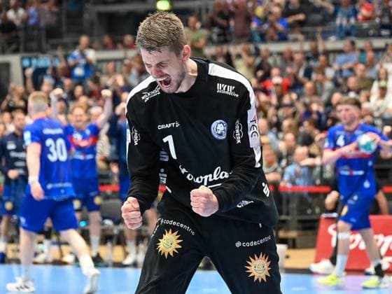 Christopher Rudeck (Bergischer HC, 01) jubelt lautstark ueber eine seiner zahlreichen Paraden. Bergischer HC vs. Fuechse Berlin, Handball, LIQUI Moly HBL, 29. Spieltag, Saison 2022 2023, 14.05.2023 Bergischer HC vs. Fuechse Berlin, Handball, LIQUI Moly HBL, 29. Spieltag, Saison 2022 2023, 14.05.2023 Duesseldorf Copyright: xEibner-Pressefotox xThomasxHaeslx EP_EER