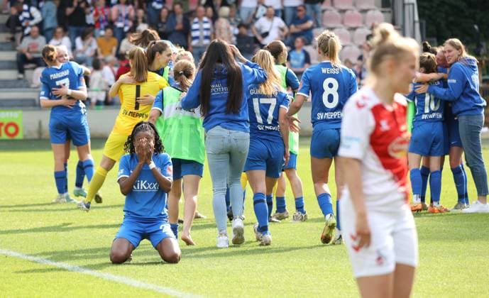 Schlussjubel Meppen 1-2, 1. FC Köln - SV Meppen, Flyeralarm Frauen Bundesliga, 20. Spieltag, Köln, Deutschland, 14.05.2023.
