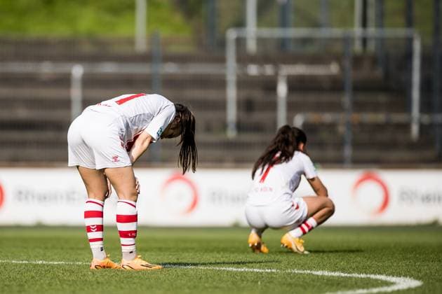 FLYERALARM. Frauen Fussball Bundesliga, 1. FC Koeln - SV Meppen 1912 e.V. Niedergeschlagene Koelnerinnen Alena Bienz (1. FC Koeln, 11), Manjou Wilde (1. FC Koeln, 7) FLYERALARM Frauen Fussball Bundesliga, 1. FC Koeln - SV Meppen 1912 e.V., Koeln, Geissbockheim am 14.05.2023 DFB REGULATIONS PROHIBIT ANY USE OF PHOTOGRAPHS AS IMAGE SEQUENCES AND OR QUASI-VIDEO. Copyright: xBEAUTIFULxSPORTS Wunderlx