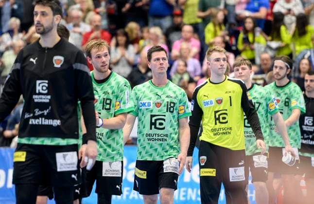 v.l. Marko KOPLJAR (B), Mathias GIDSEL (B), Hans LINDBERG (B), Torwart Lasse LUDWIG (B), Nils LICHTLEIN (B) enttaeuscht nach dem Spiel, Handball 1. Bundesliga, 30. Spieltag, Bergischer HC (BHC) - Fuechse Berlin (B), am 14.05.2023 in Duesseldorf Deutschland. Ã‚Â