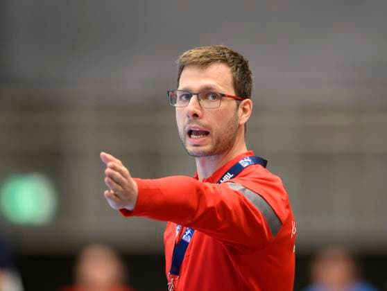 Trainer Jaron SIEWERT (B) Gestik, Geste, Handball 1. Bundesliga, 30. Spieltag, Bergischer HC (BHC) - Fuechse Berlin (B), am 14.05.2023 in Duesseldorf Deutschland. Ã‚Â