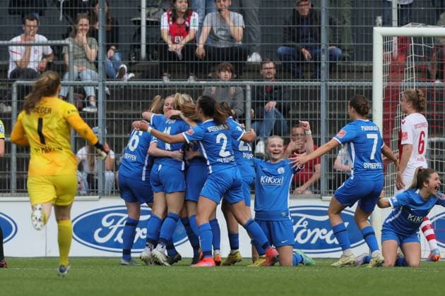 1.FC Köln vs. SV Meppen, Fussball Bundesliga Frauen, Meppener Jubel nach dem Siegtreffer zum 2:1 (Meppen), Bild: , 14.05.2023