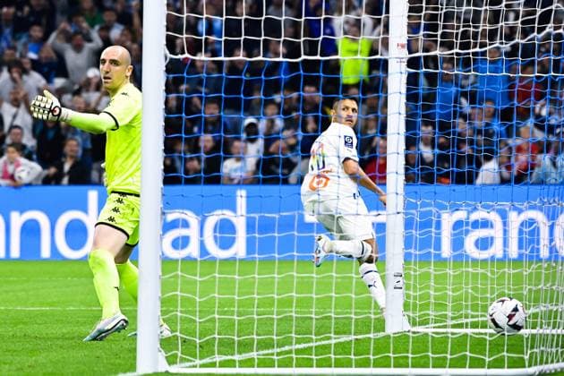 But de Alexis SANCHEZ ( 70 - Olympique Marseille ) - Paul BERNARDONI ( 1 - Angers ) - FOOTBALL : Marseille vs Angers - Ligue 1 - 14 05 2023 FedericoPestellini Panoramic 