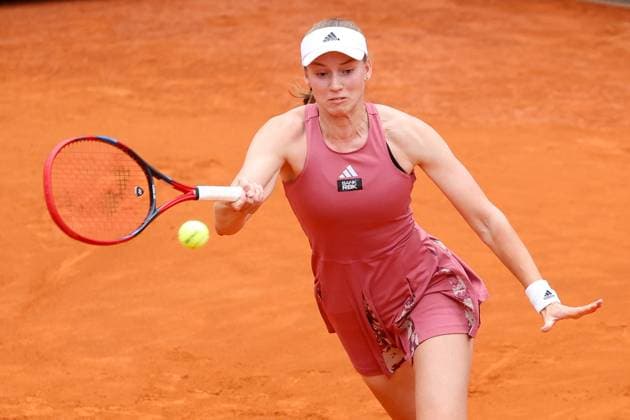 May 15, 2023, Rome, Naples, Italy: Elena Rybakina against Marketa Vondrousova (CZE) during the day 8 of ATP, Tennis Herren 1000 in Rome, Italy, 15 May 2023 Rome Italy - ZUMAl131 20230515_zsp_l131_056 Copyright: xCiroxDexLucax