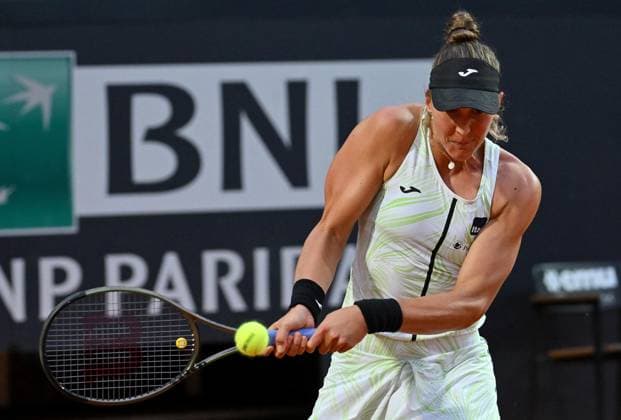 May 16, 2023, ROME: Beatriz Haddad Maia of Brazil in action during her women s singles quarter final match against Anhelina Kalinina of Ukraine (not pictured) at the Italian Open tennis tournament in Rome, Italy, 16 May 2023. ANSA ETTORE FERRARI Italian Open tennis tournament  - ZUMAa110 20230516_zaf_a110_088 Copyright: xEttorexFerrarix
