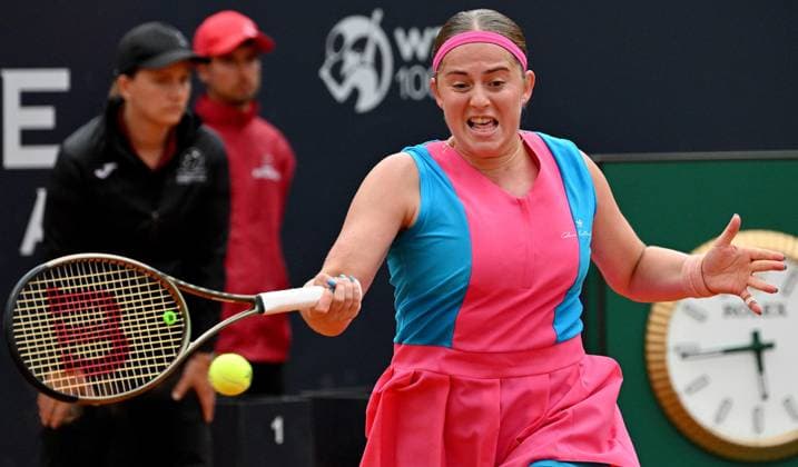 May 17, 2023, ROME: Jelena Ostapenko of Latvia in action during her women s singles quarter final match against Paula Badosa of Spain (not pictured) at the Italian Open tennis tournament in Rome, Italy, 17 May 2023. ANSA ETTORE FERRARI ROME - ZUMAa110 20230517_zaf_a110_089 Copyright: xEttorexFerrarix