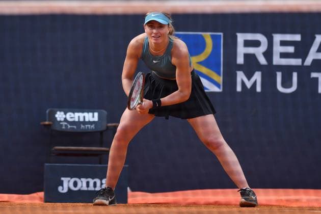 17th May 2023; Foro Italico, Rome, Italy: ATP, Tennis Herren 1000 Masters Rome, Day 10; Paula Badosa (esp) awaits serve against Jelena Ostapenko (lat)  ActionPlus12511275 AllShotLive
