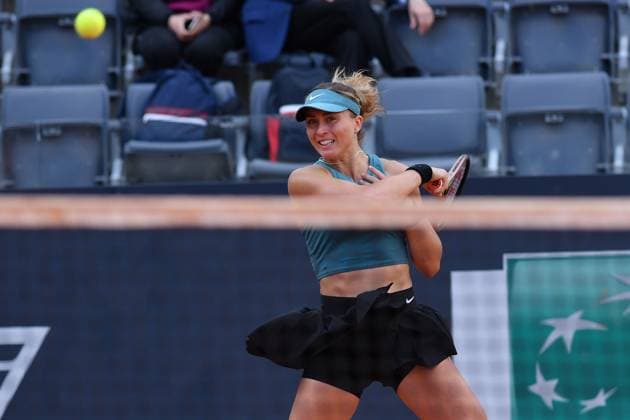 17th May 2023; Foro Italico, Rome, Italy: ATP, Tennis Herren 1000 Masters Rome, Day 10; Paula Badosa (esp) returns against Jelena Ostapenko (lat)  ActionPlus12511282 AllShotLive