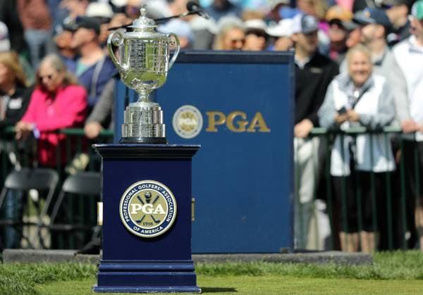 The Rodman Wanamaker Trophy sits on the 1st tee during the first round of the 2023 PGA, Golf Herren Championship at Oakwood Country Club in Rochester,New York on Thursday, May 18, 2023.  PGA20230518106 AARONxJOSEFCZYK