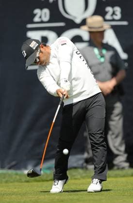 Kazuki Higa hits his tee shot on the 1st hole during the first round of the 2023 PGA, Golf Herren Championship at Oakwood Country Club in Rochester,New York on Thursday, May 18, 2023.  PGA20230518114 AARONxJOSEFCZYK