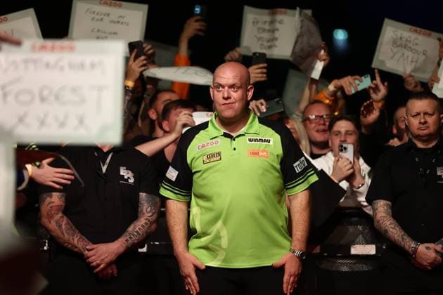 Sport Themen der Woche KW20 Darts Premier League Darts Michael van Gerwen during the Premier League Darts at the P & J Live, Aberdeen, Scotland on 18 May 2023. Aberdeen P & J Live Aberdeenshire Scotland Editorial use only , Copyright: xStephenxDobsonx PSI-17452-0009