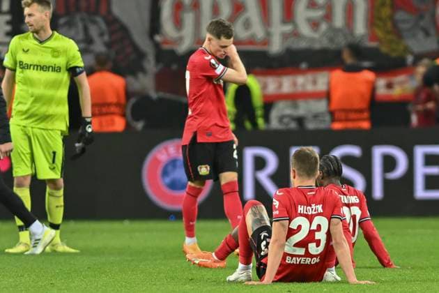 Die Spieler von Leverkusen unzufrieden enttäuscht enttaeuscht niedergeschlagen frustriert, 18.05.2023 Fussball Europa League, Bayer 04 Leverkusen vs AS Rom, BayArena, Leverkusen, NRW Germany