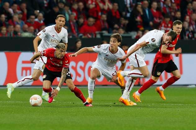 Exequiel PALACIOS (Bayer 04 Leverkusen, 25). Leverkusen, Fussball UEFA Europa League Halbfinale, Bayer 04 Leverkusen - AS Rom, 18.05.2023, BayArena, Leverkusen. UEFA regulations prohibit any use of photographs as image sequences and or quasi-video Â