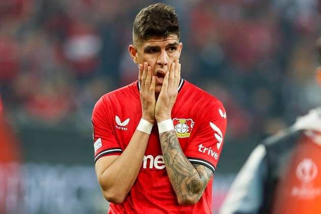 Piero HINCAPIE (Bayer 04 Leverkusen, 3) traurig nach dem Spiel. Leverkusen, Fussball UEFA Europa League Halbfinale, Bayer 04 Leverkusen - AS Rom, 18.05.2023, BayArena, Leverkusen. UEFA regulations prohibit any use of photographs as image sequences and or quasi-video Â