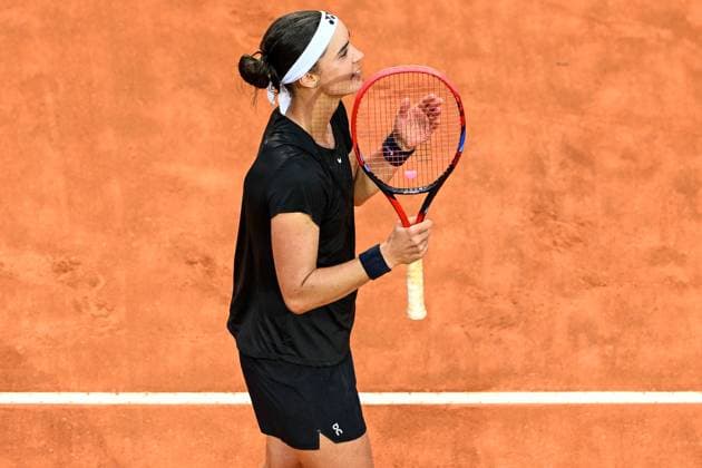 Anhelina Kalinina of Ukraine celebrates at the end of her match against Veronika Kudermetova of Russia at the Internazionali BNL d Italia tennis tournament at Foro Italico in Rome, Italy on May 19th, 2023. antoniettaxbaldassarre