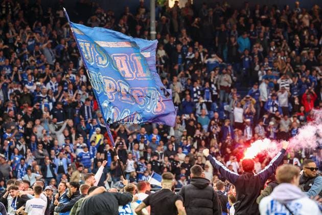 Darmstadt, 19.Mai 2024 Fussball 2. Bundesliga SV Darmstadt 98 - 1. FC Magdeburg v.l., Die Fans jubeln jubelt nach Spielende. (DFL DFB REGULATIONS PROHIBIT ANY USE OF PHOTOGRAPHS as IMAGE SEQUENCES and or QUASI-VIDEO)