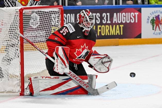 RIGA, LATVIA - MAY 20: goalkeeper Samuel Montembeault of Canada makes a save during the 2023 IIHF Ice hockey, Eishockey World Championship, WM, Weltmeisterschaft Finland - Latvia game between Canada Switzerland at Arena Riga on May 20, 2023 in Riga, Latvia. Riga Arena Riga Latvia Copyright: xJustPictures.ch AndreaxBrancax