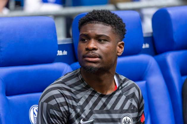 Ersatzspieler auf der Auswechselbank, Eric Junior Dina Ebimbe (SGE), Fussball, Bundesliga, 2022 2023, Veltins Arena Gelsenkirchen, FC Schalke 04 vs. Eintracht Frankfurt 2-2 Fussball, Bundesliga, 2022 2023, FC Schalke 04 vs. SG Eintracht Frankfurt 2:2, Veltins Arena Gelsenkirchen, Ersatzspieler auf der Auswechselbank, Eric Junior Dina Ebimbe (SGE), DFL REGULATIONS PROHIBIT ANY USE OF PHOTOGRAPHS AS IMAGE SEQUENCES AND OR QUASI-VIDEO, sports, football, Bundesliga, 2022 2023, FC Schalke 04 vs. SG Eintracht Frankfurt 2-2, Veltins Arena Gelsenkirchen, stand-by player on the bench, Eric Junior Dina Ebimbe (SGE), DFL REGULATIONS PROHIBIT ANY USE OF PHOTOGRAPHS AS IMAGE SEQUENCES AND OR QUASI-VIDEO *** Substitute on the substitutes bench, Eric Junior Dina Ebimbe SGE , football, Bundesliga, 2022 2023, Veltins Arena Gelsenkirchen, FC Schalke 04 vs Eintracht Frankfurt 2 2 sports, football, Bundesliga, 2022 2023, FC Schalke 04 vs SG Eintracht Frankfurt 2 2, Veltins Arena Gelsenkirchen, Substitute on the substitutes bench, Eric Junior Dina Ebimbe SGE , DFL REGULATIONS PROHIBIT ANY USE OF PHOTOGRAPHS AS IMAGE SEQUENCES AND OR QUASI VIDEO, sports, football, Bundesliga, 2022 2023, FC Schalke 04 vs SG Eintracht Frankfurt 2 2, Veltins Arena Gelsenkirchen, stand by player on the bench, Eric Junior Dina Ebimbe SGE , DFL REGULATIONS PROHIBIT ANY USE OF PHOTOGRAPHS AS IMAGE SEQUENCES AND OR QUASI VIDEO