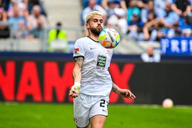 Fußball I Herren I Saison 2022-2023 I 2. Bundesliga I 33. Spieltag I Karlsruher SC - 1. FC Kaiserslautern I 21.05.2023 Lex-Tyger Lobinger ( 27, 1. FC Kaiserslautern) Karlsruhe BBBank Wildpark Baden-Württemberg Deutschland Copyright: xLobeca Krausex