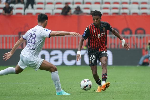 Hicham Boudaoui (OGC Nice) - Fares Chaibi (Toulouse) FOOTBALL : OGC Nice vs Toulouse - Ligue 1 Uber Eats - Nice - 21 05 2023 NorbertScanella Panoramic 