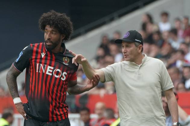 Dante (OGC Nice) - Philippe Montanier (entraineur de Toulouse) FOOTBALL : OGC Nice vs Toulouse - Ligue 1 Uber Eats - Nice - 21 05 2023 NorbertScanella Panoramic 