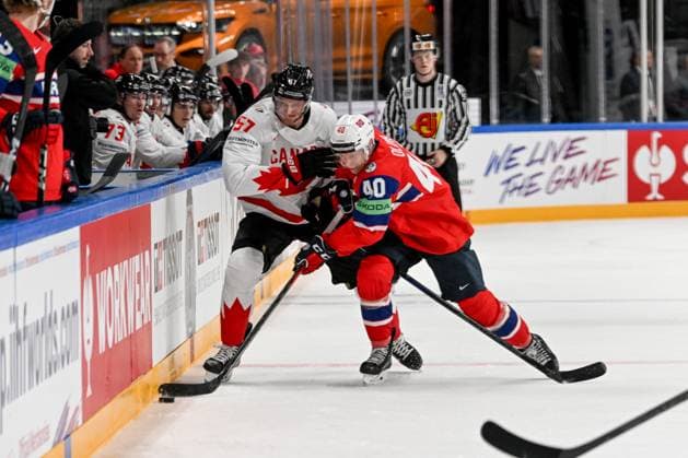 RIGA, LATVIA - MAY 22: Tyler Myers of Canada and Ken Andre Olimb of Norway battle for the puck along the boards during the 2023 IIHF Ice hockey, Eishockey World Championship, WM, Weltmeisterschaft Finland - Latvia game between Canada and Norway at Arena Riga on May 22, 2023 in Riga, Latvia. Riga Arena Riga Latvia Copyright: xJustPictures.ch AndreaxBrancax