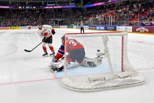 RIGA, LATVIA - MAY 22: Tyler Toffoli of Canada scores on a penalty shot against goalkeeper Jonas Arntzen of Norway during the 2023 IIHF Ice hockey, Eishockey World Championship, WM, Weltmeisterschaft Finland - Latvia game between Canada and Norway at Arena Riga on May 22, 2023 in Riga, Latvia. Riga Arena Riga Latvia Copyright: xJustPictures.ch AndreaxBrancax