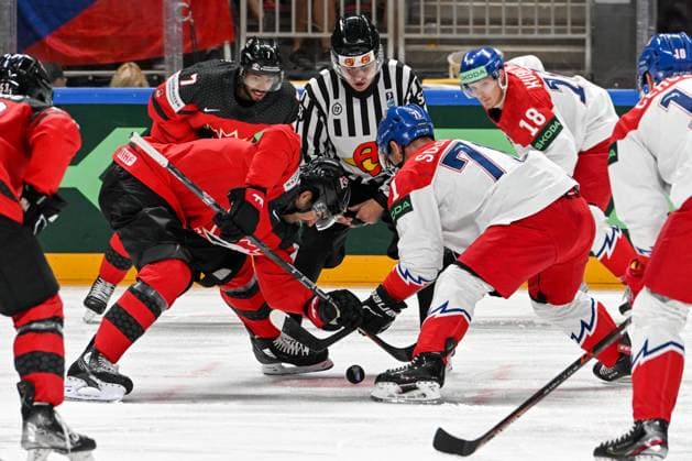 RIGA, LATVIA - MAY 23: Vladimir Sobotka of Czech Republic and Jack Mcbain of Canada on the faceoff during the 2023 IIHF Ice hockey, Eishockey World Championship, WM, Weltmeisterschaft Finland - Latvia game between Canada and Czech Republic at Arena Riga on May 23, 2023 in Riga, Latvia. Riga Arena Riga Latvia Copyright: xJustPictures.ch AndreaxBrancax