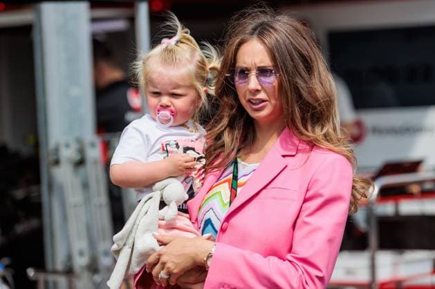 Egle Ruskyte Frau von Nico Huelkenberg) mit Tochter Noemi Sky, Grosser Preis von Monaco, Motorsport, Formel 1, Saison 2023, 25.05.2023 Grosser Preis von Monaco, Motorsport, Formel 1, Saison 2023, 25.05.2023 Copyright: xEibner-Pressefoto AlexanderxNeisx EP_ANS